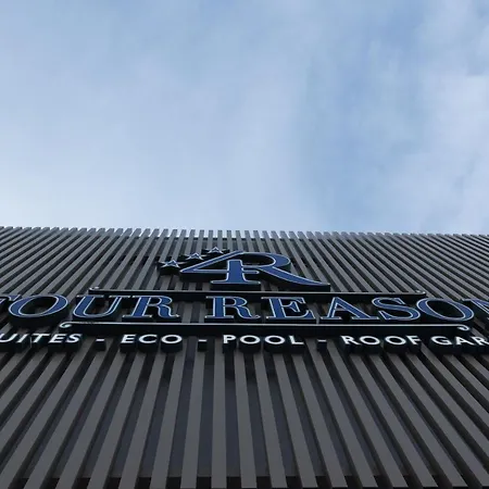 Four Reasons Paralía