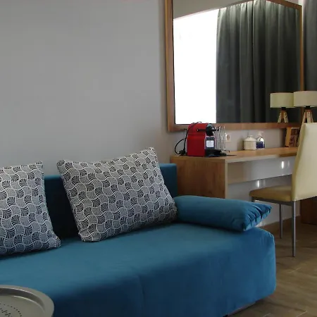 Four Reasons 아파트호텔