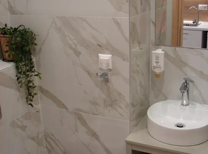 Apartahotel Four Reasons 4*