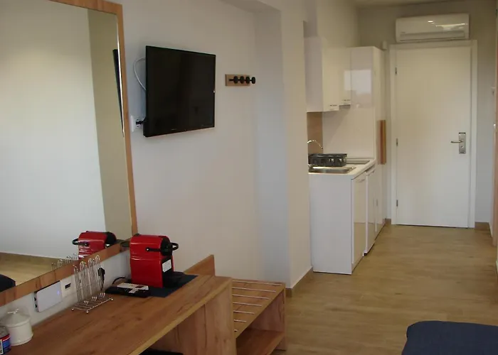 Four Reasons Apartahotel