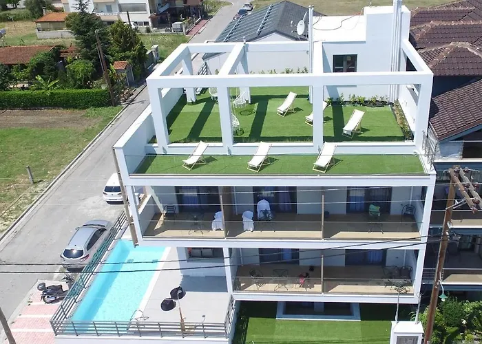 Four Reasons 4* Paralía